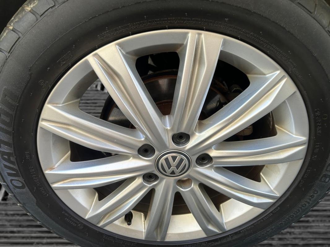 Volkswagen Touran - Photo 22