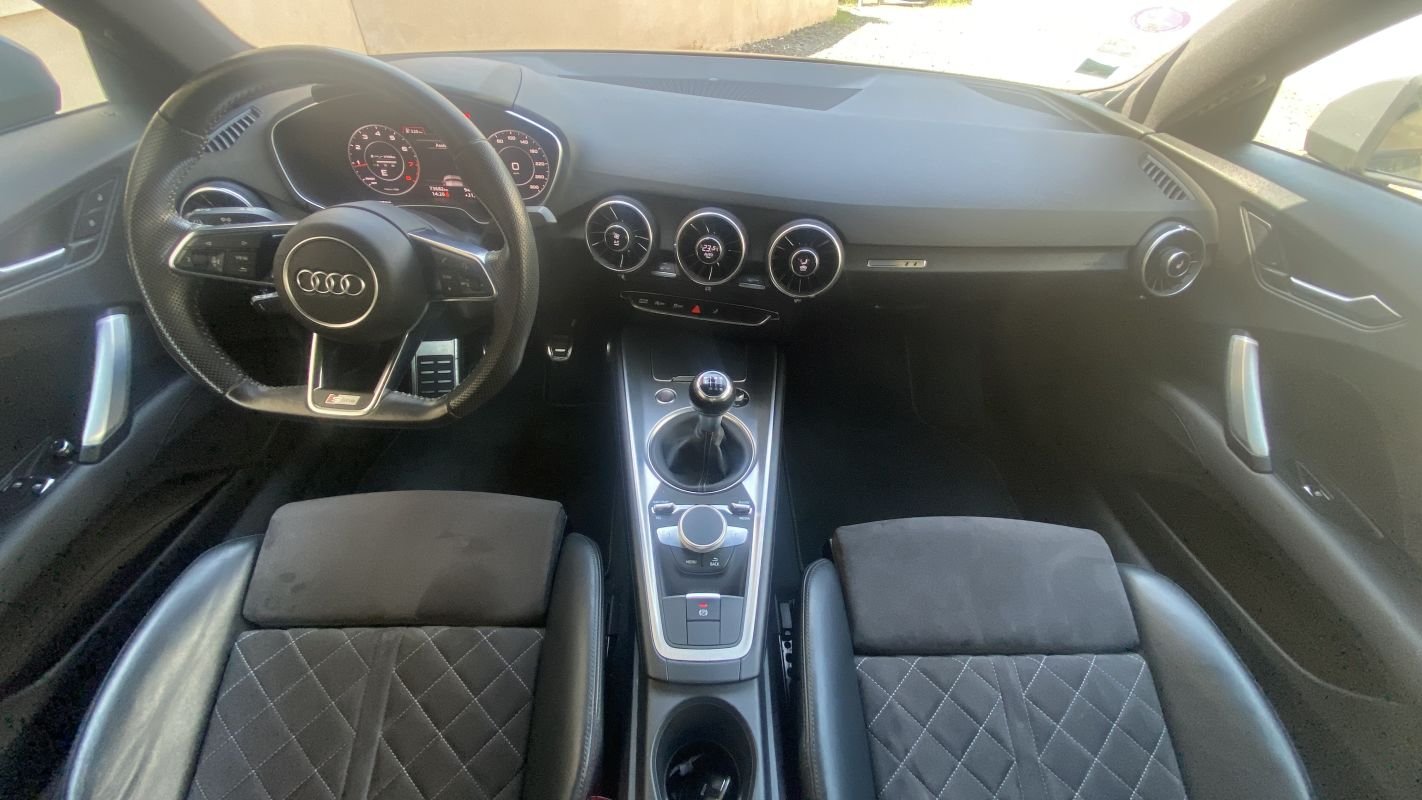 Audi TT - Photo 11