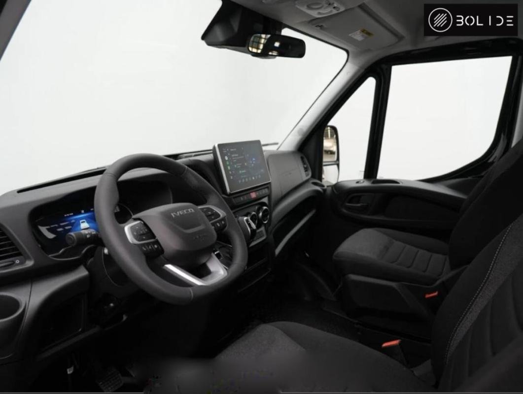 Iveco Daily - Photo 12