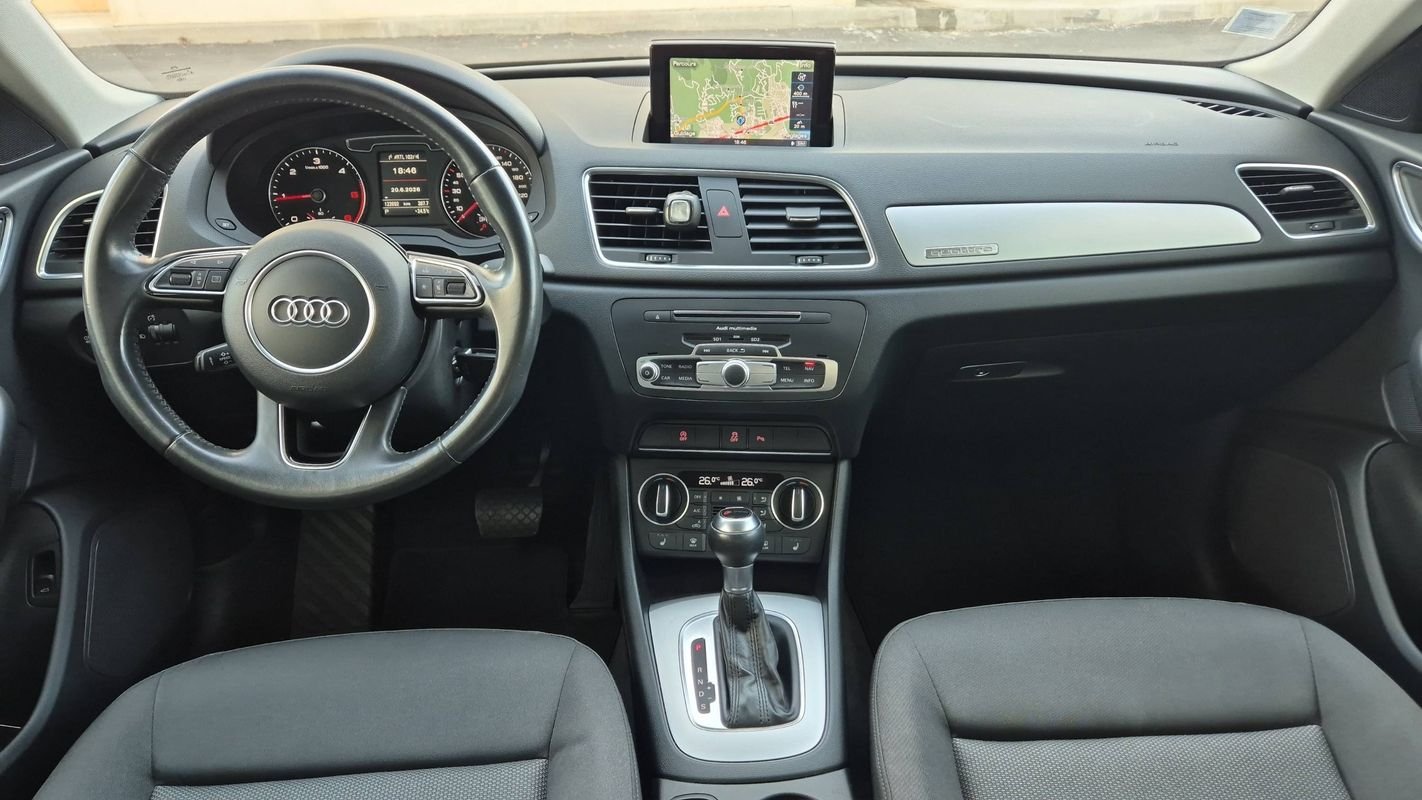 Audi Q3 - Photo 11