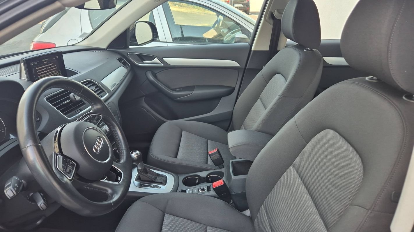 Audi Q3 - Photo 26
