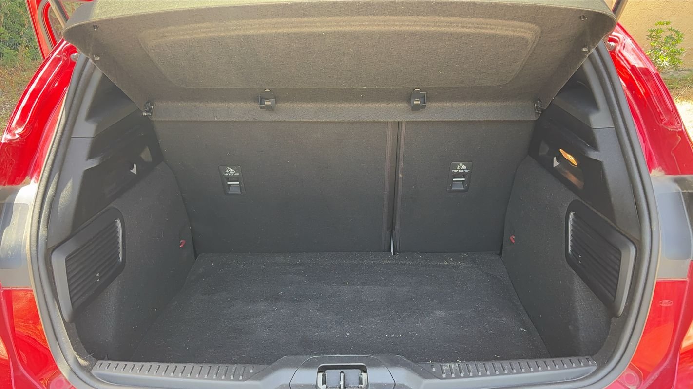 Ford Focus - Photo 14