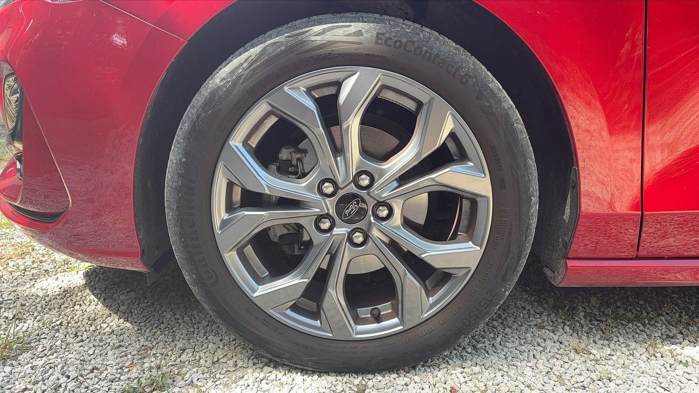 Ford Focus - Photo 18