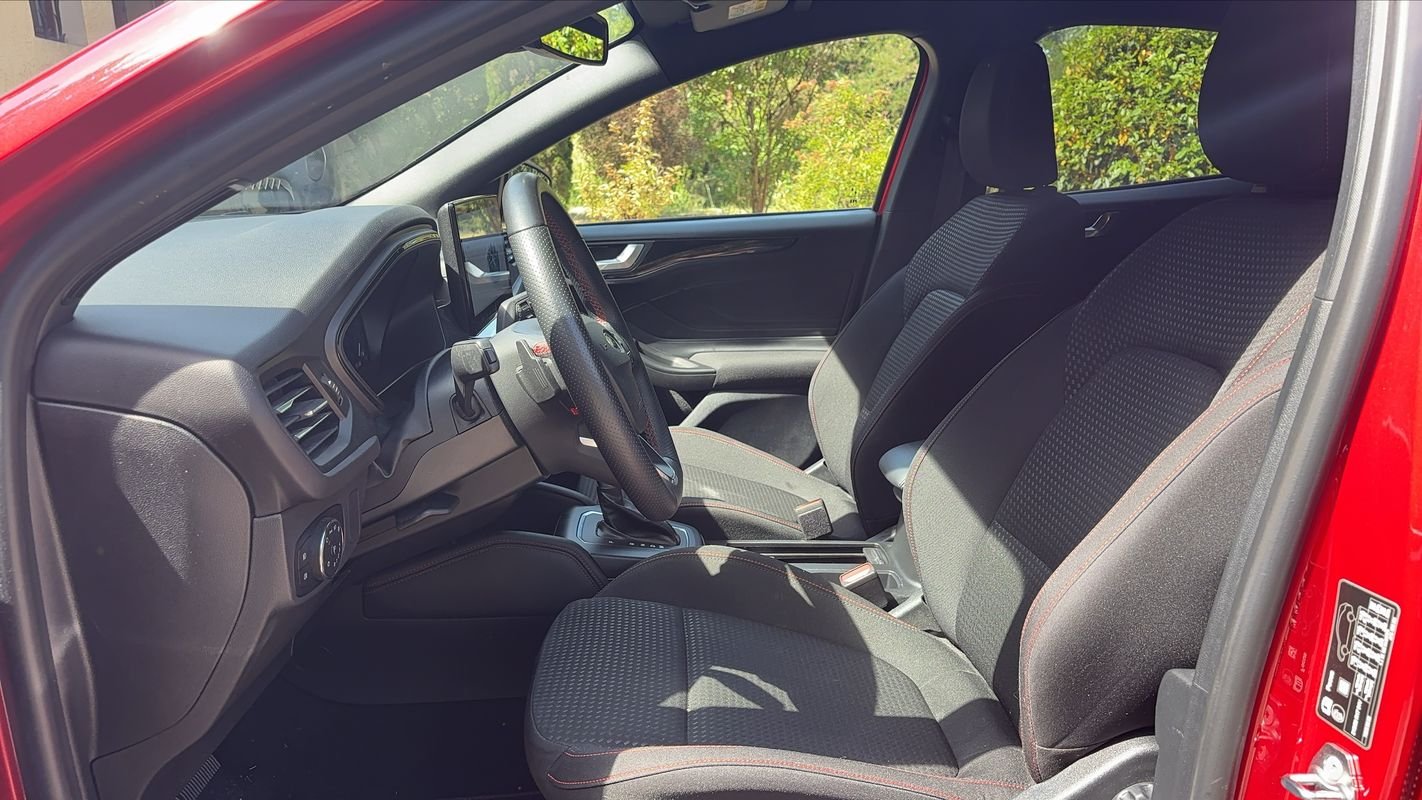Ford Focus - Photo 25