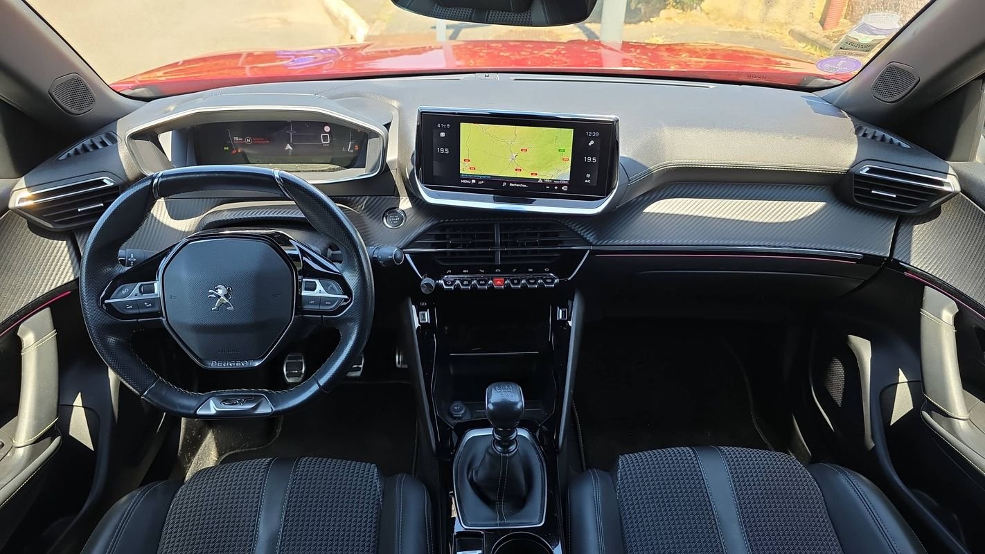 Peugeot 2008 - Photo 11
