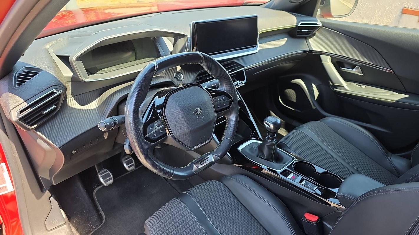 Peugeot 2008 - Photo 8