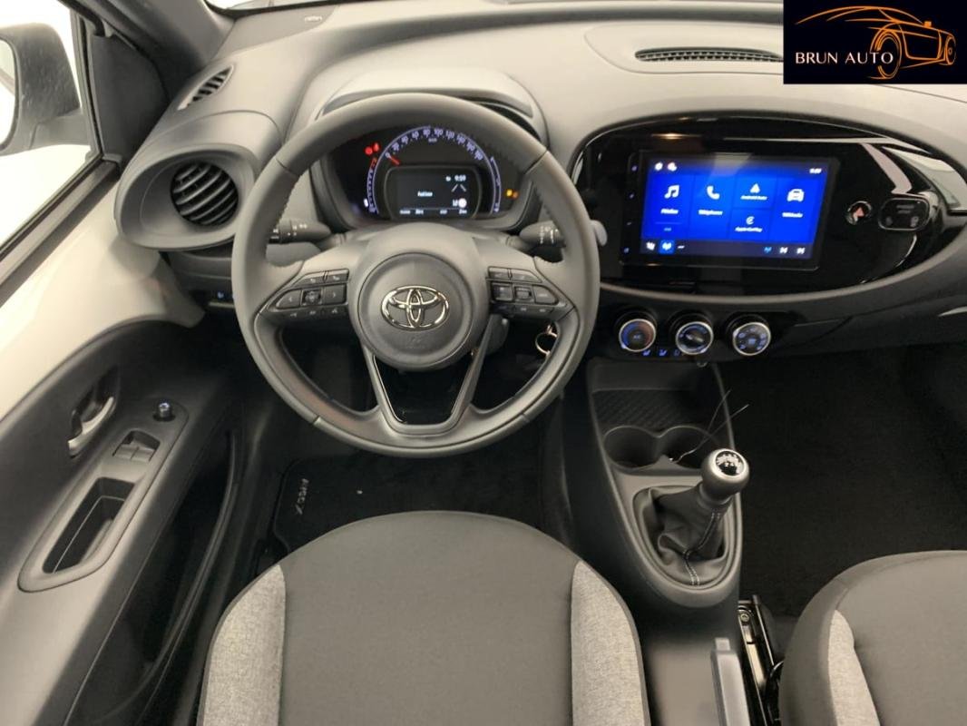 Toyota aygo x - Photo 13
