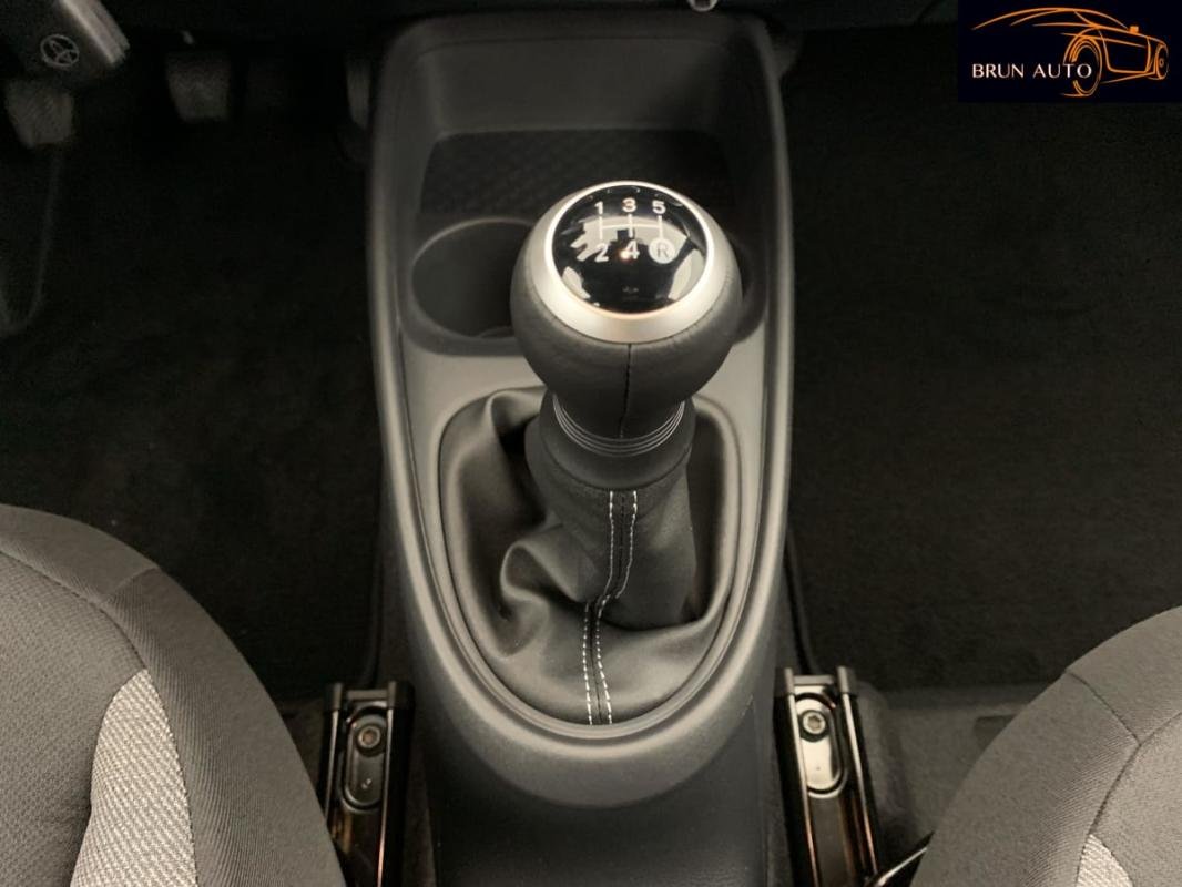 Toyota aygo x - Photo 16
