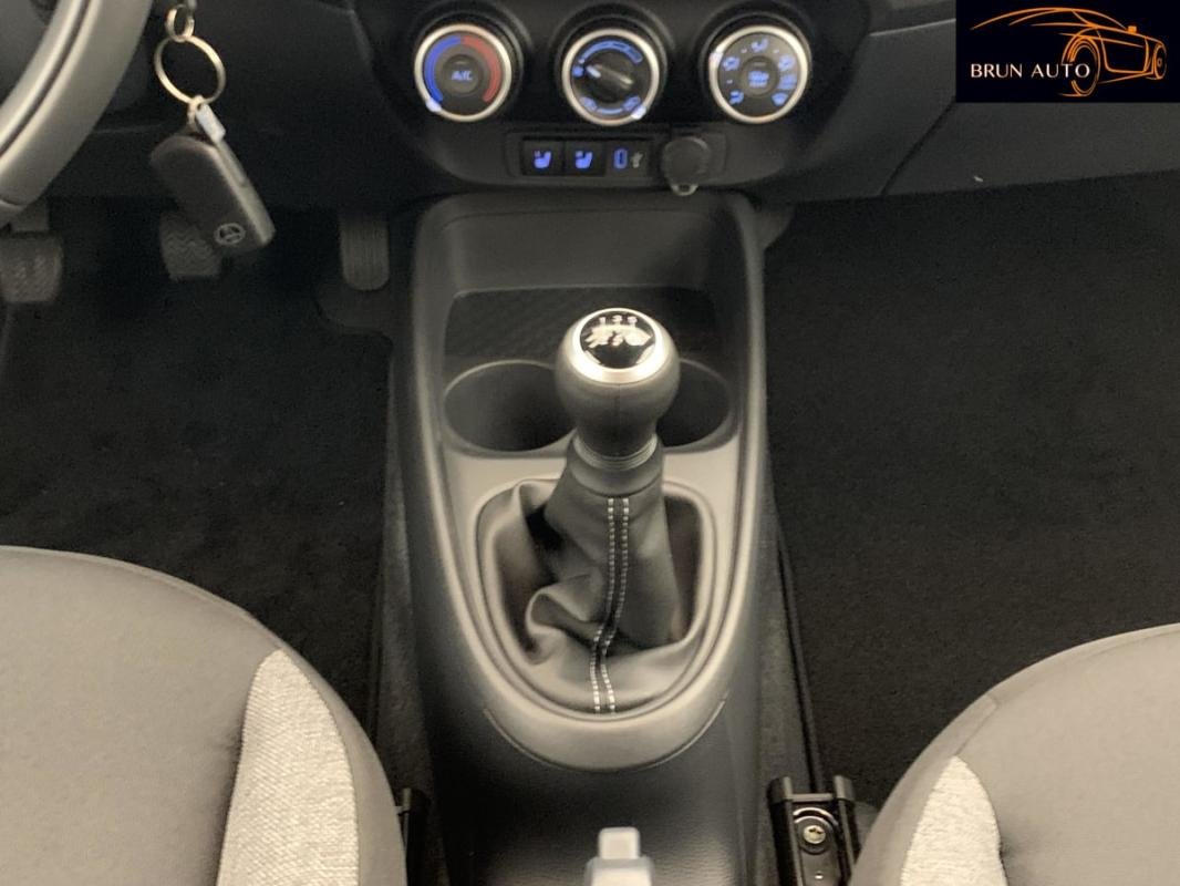 Toyota aygo x - Photo 17