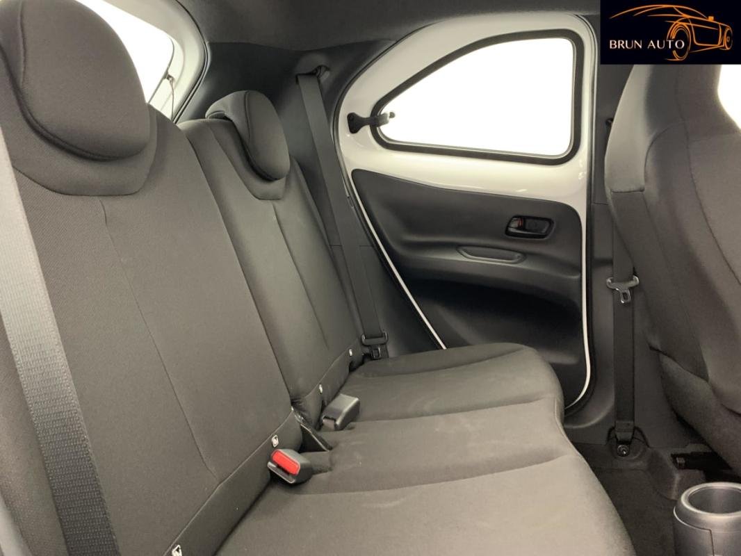 Toyota aygo x - Photo 10