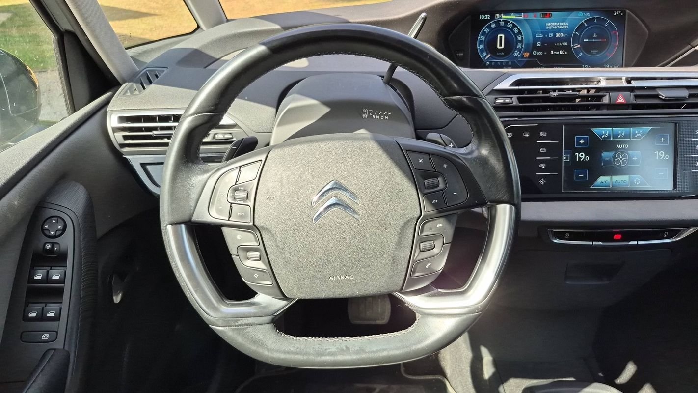 Citroën C4 Picasso - Photo 23