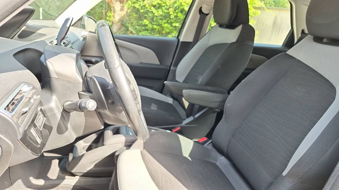 Citroën C4 Picasso - Photo 26