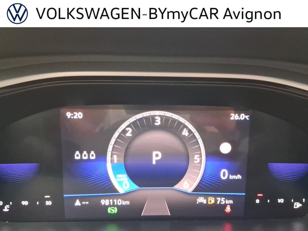 Volkswagen T-Roc - Photo 12