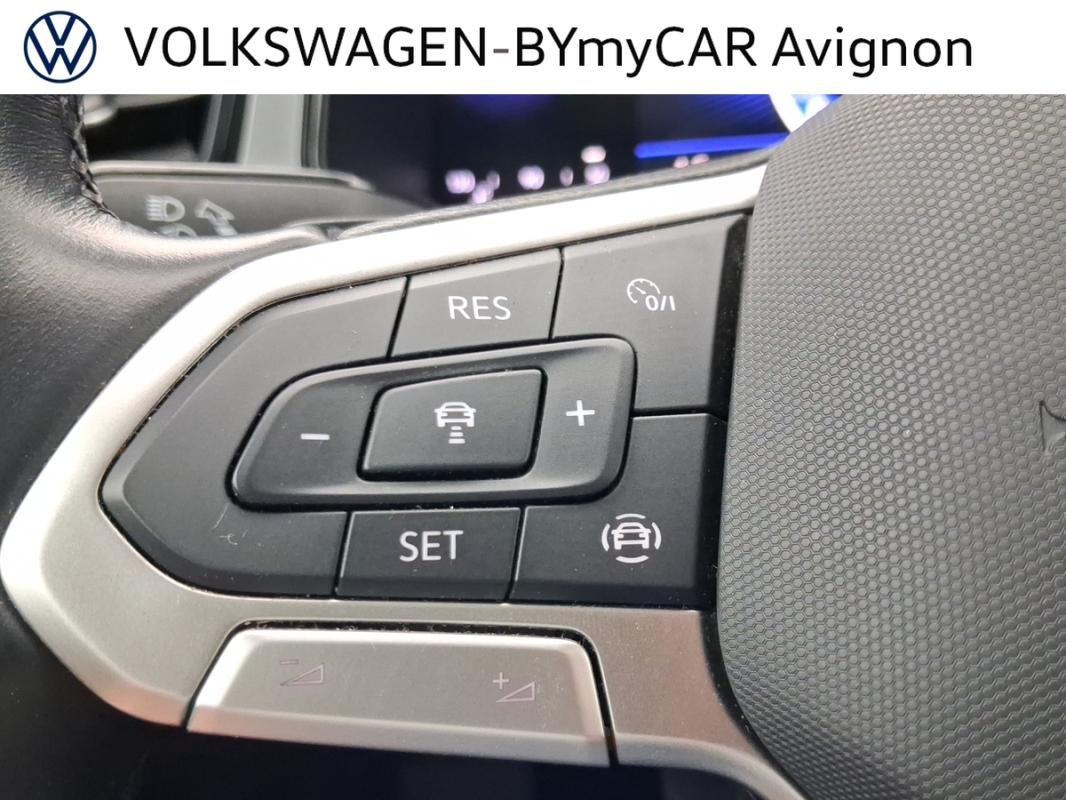 Volkswagen T-Roc - Photo 32