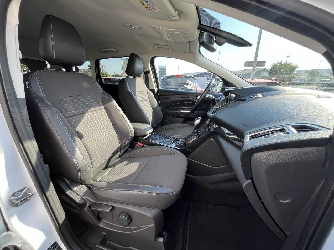 Ford Kuga - Photo 13