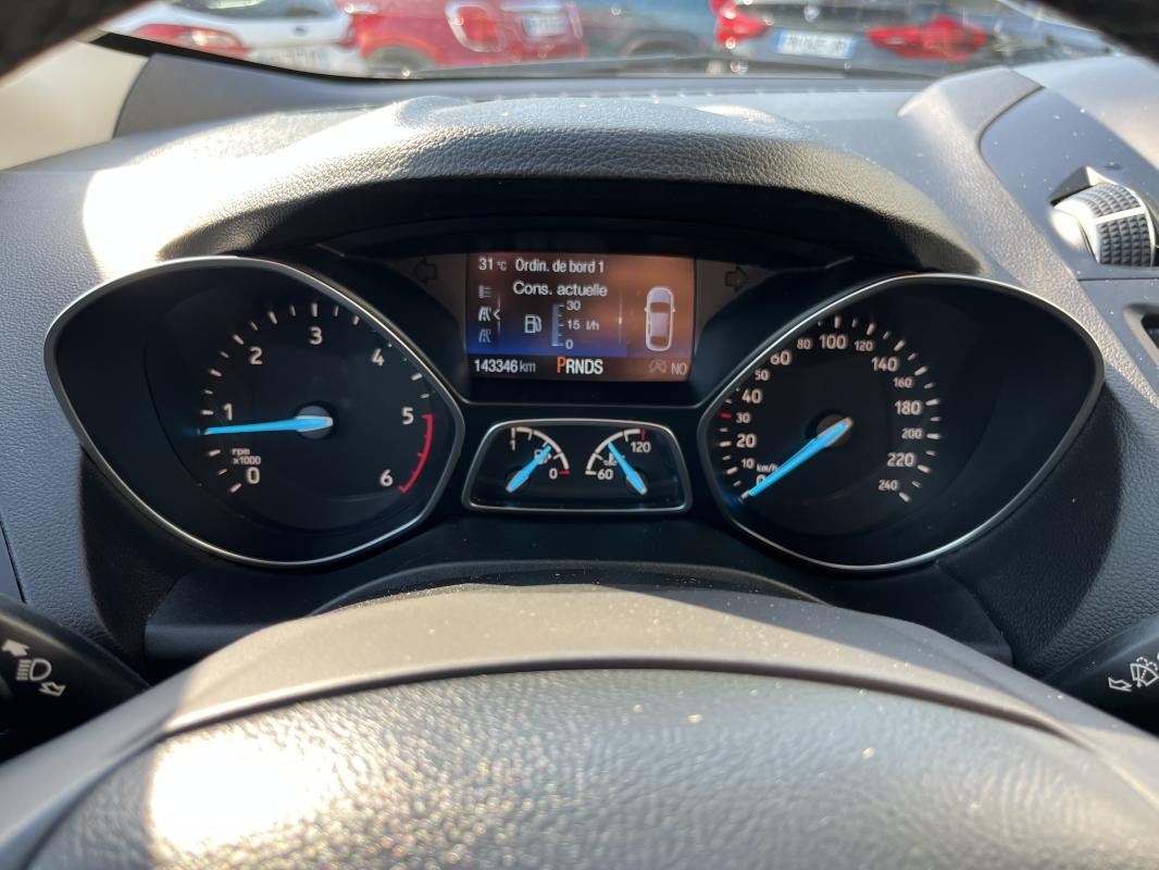 Ford Kuga - Photo 18