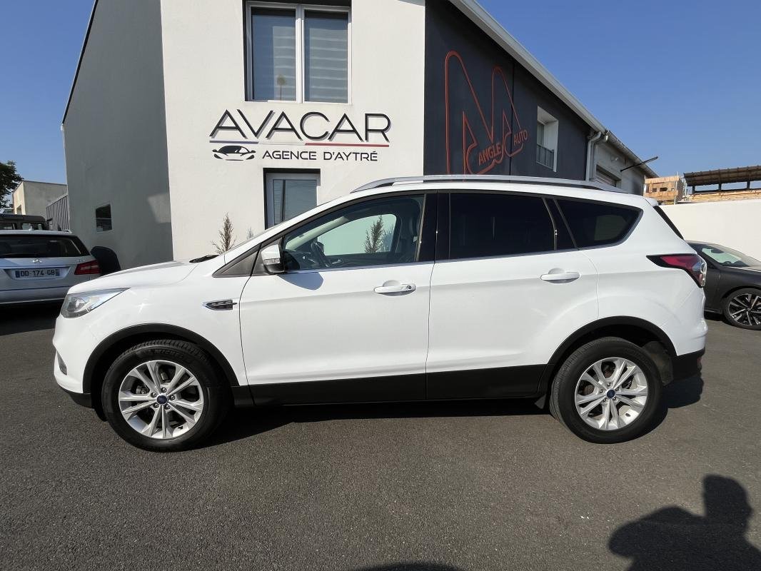 Ford Kuga - Photo 2