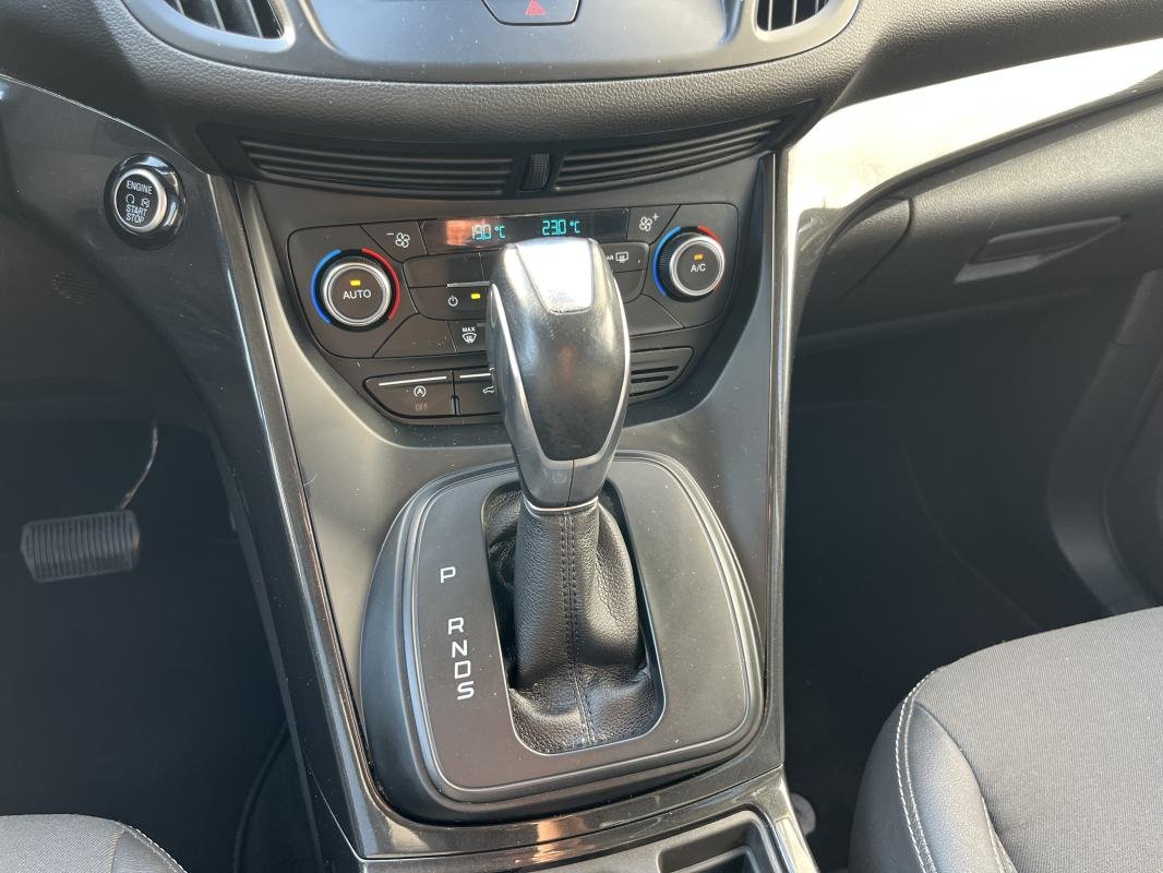 Ford Kuga - Photo 21