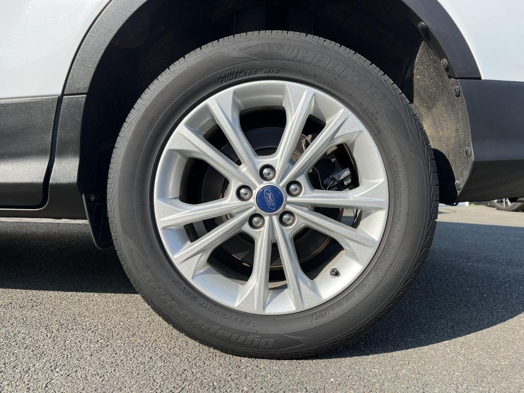 Ford Kuga - Photo 22