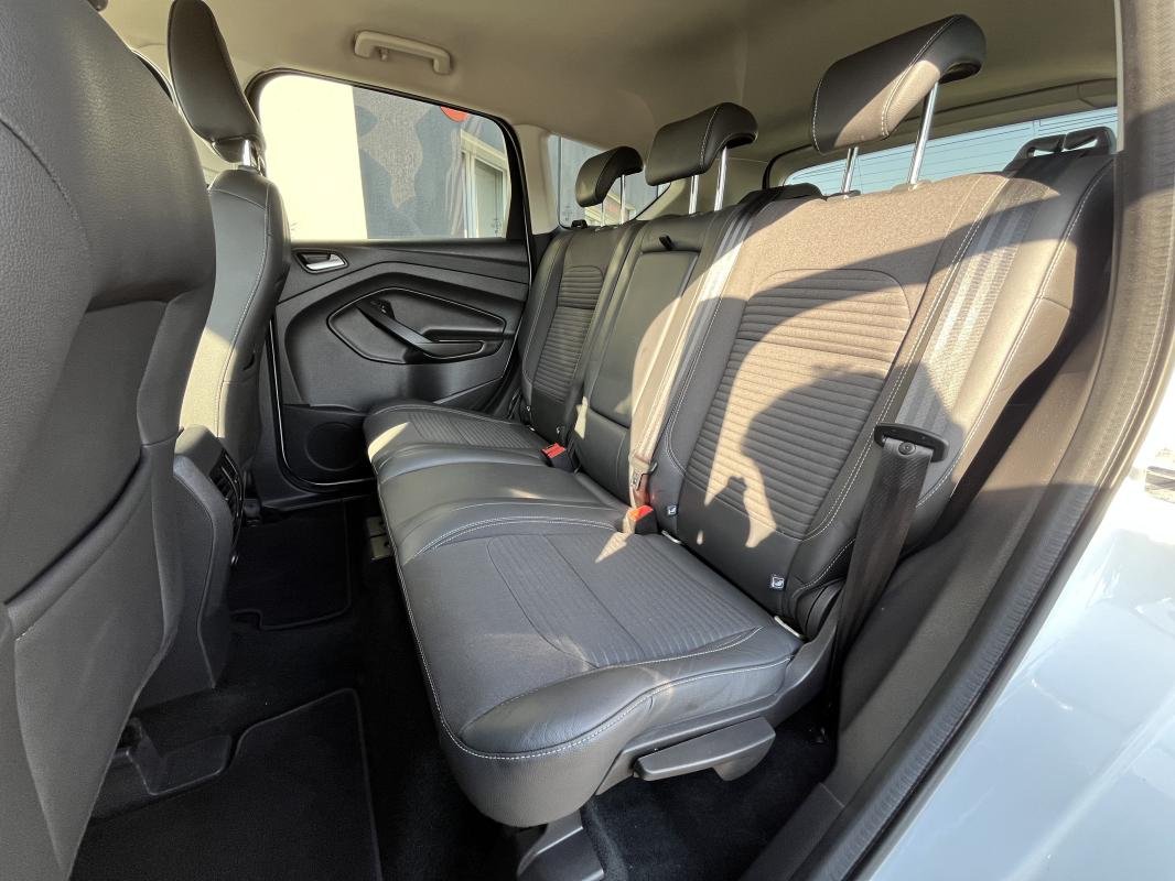 Ford Kuga - Photo 10