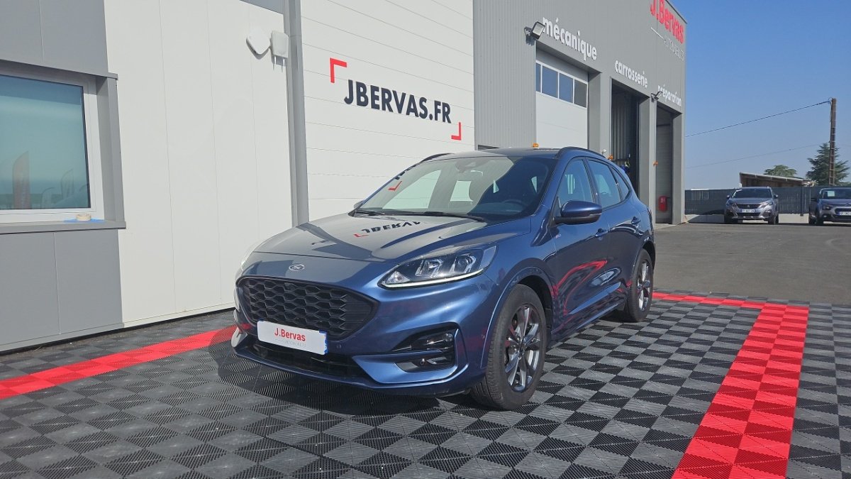 Ford Kuga - Photo 1