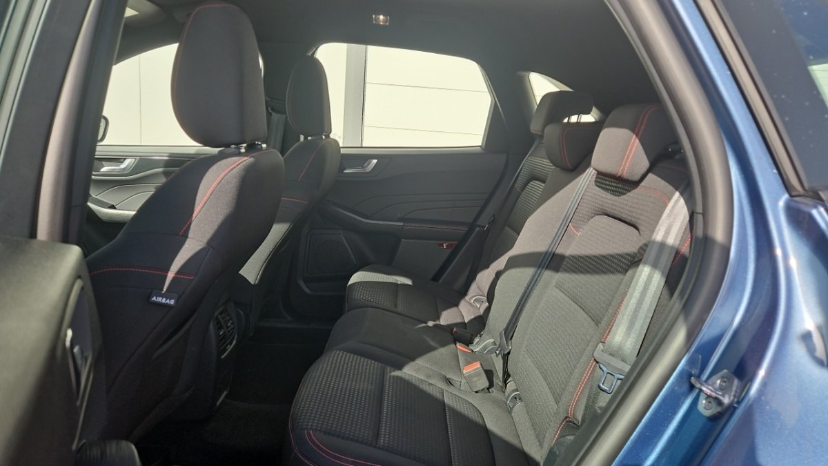 Ford Kuga - Photo 11