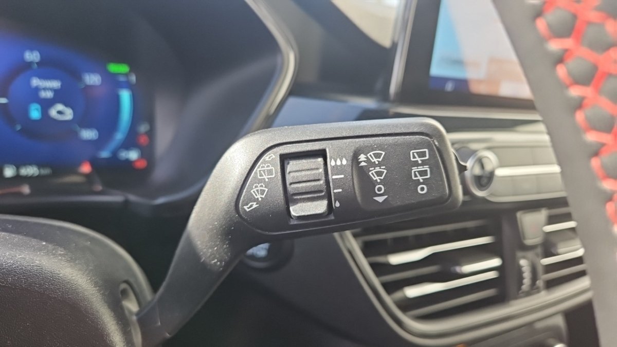 Ford Kuga - Photo 21
