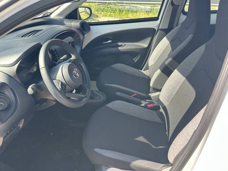 Toyota aygo x - Photo 6