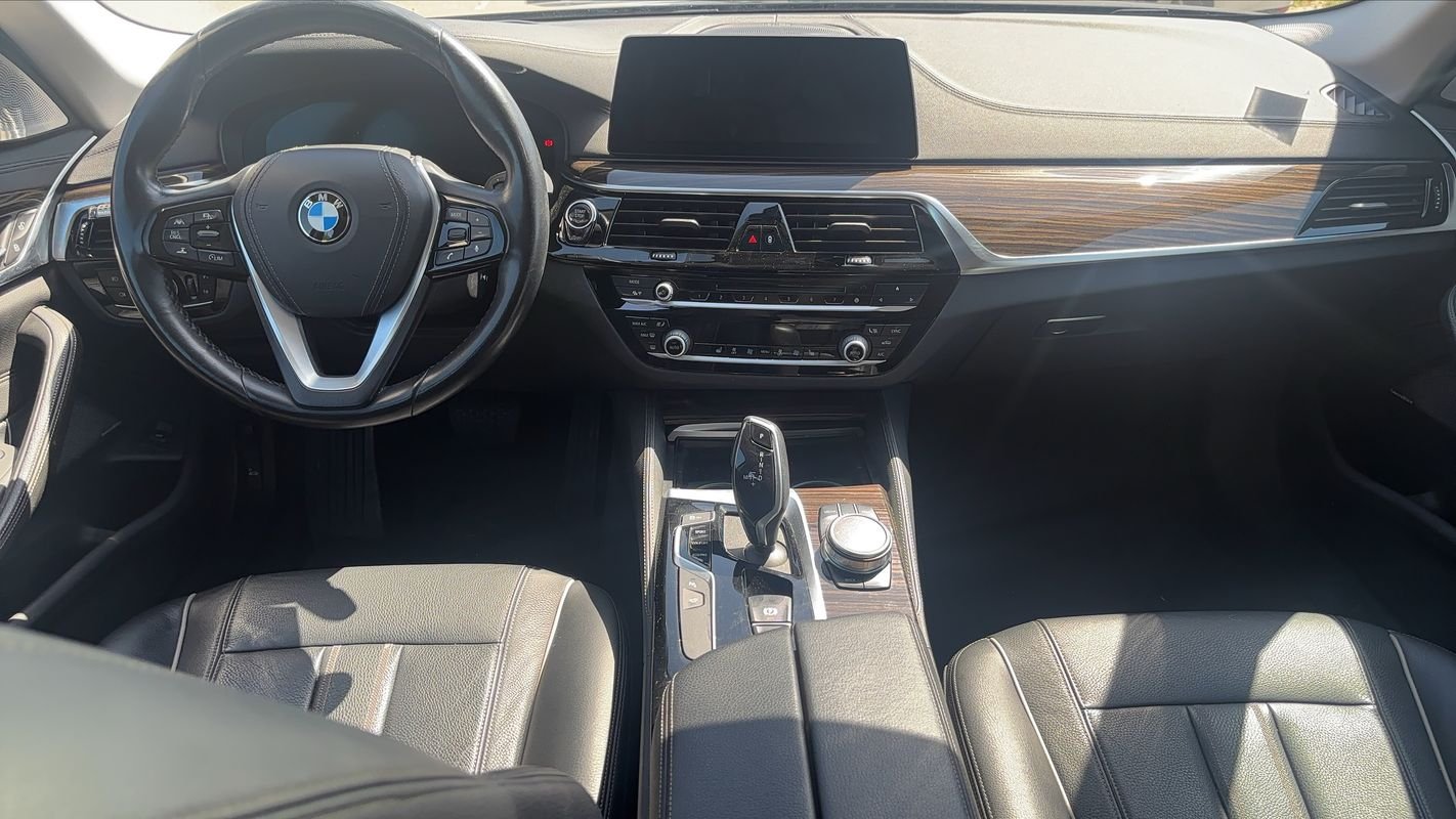 BMW Série 5 - Photo 11