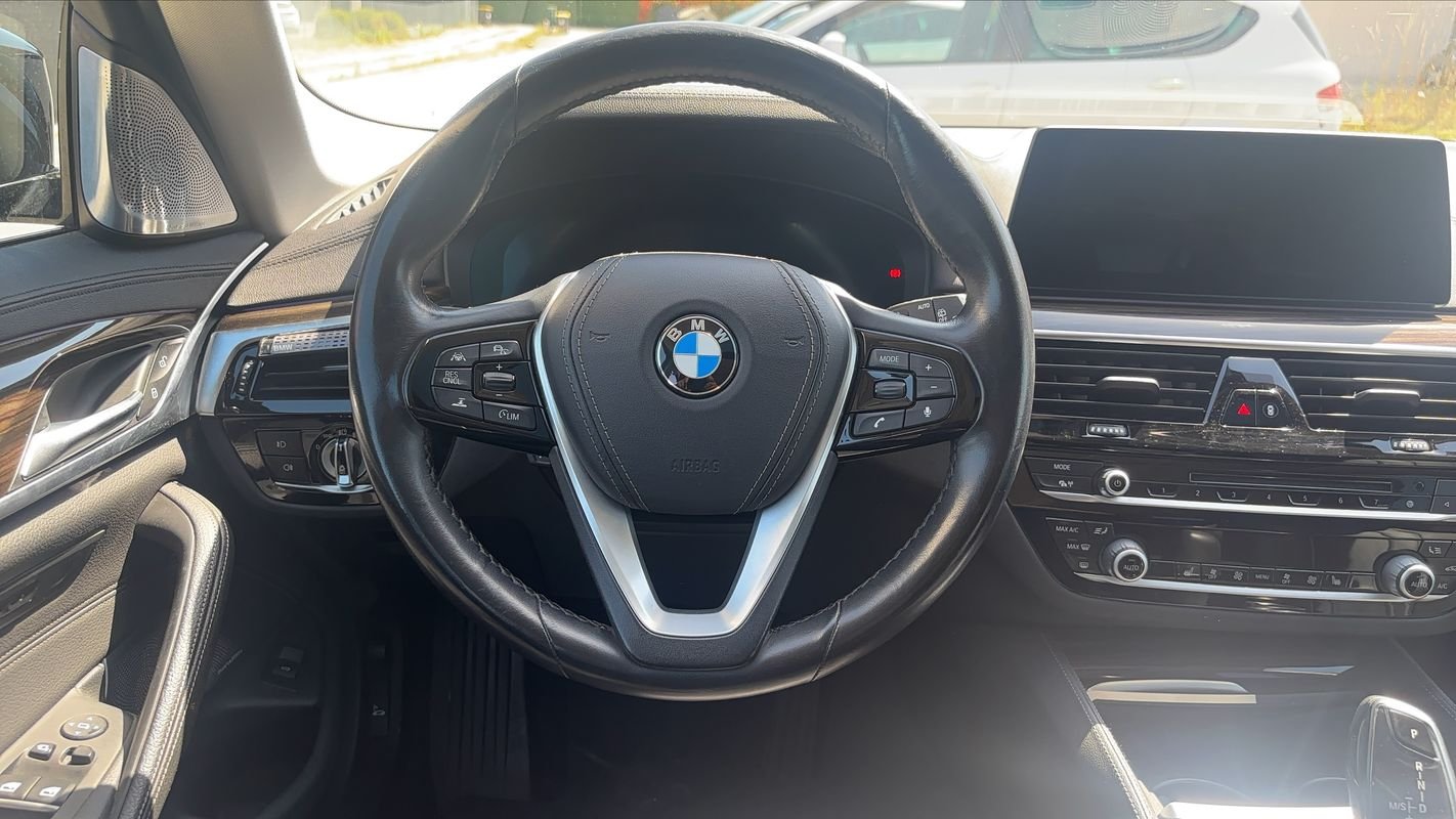 BMW Série 5 - Photo 22