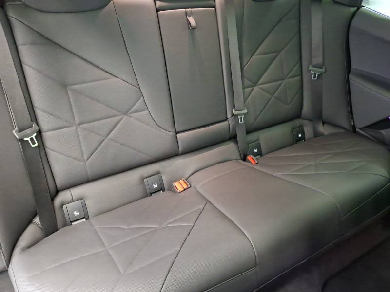 BMW ix - Photo 14