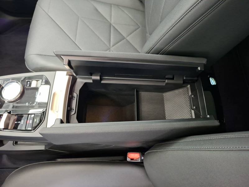 BMW ix - Photo 25