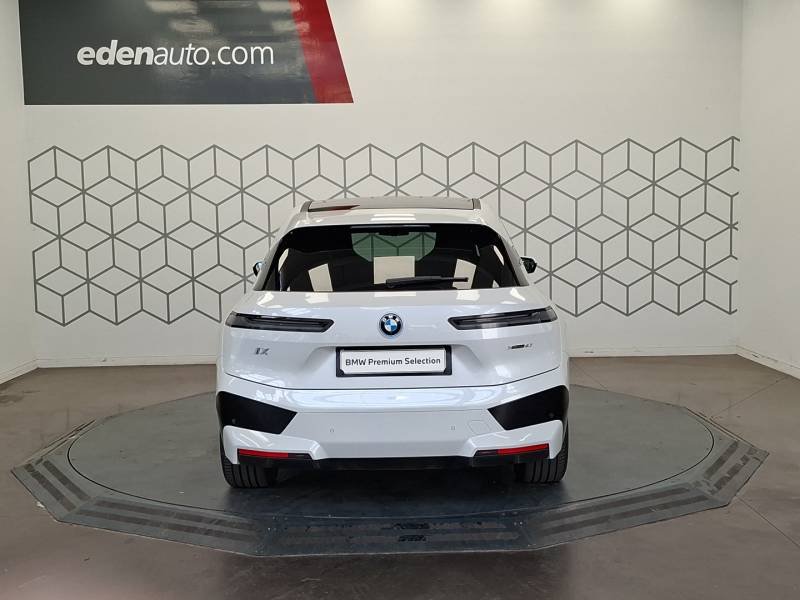 BMW ix - Photo 4