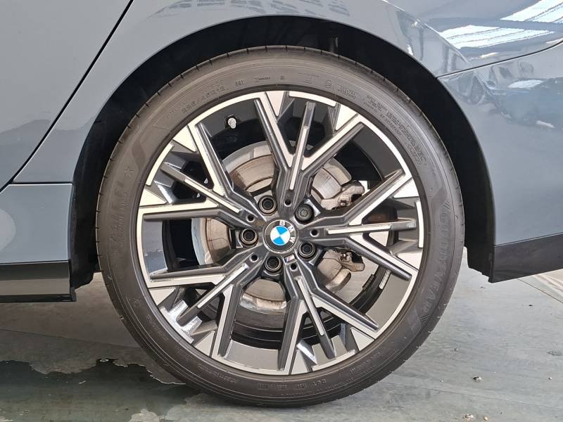 BMW Serie 2 - Photo 9
