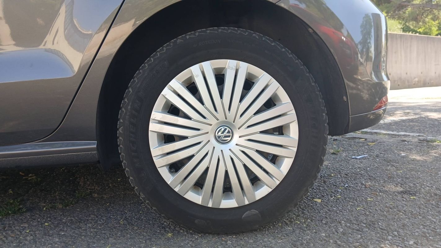 Volkswagen Polo - Photo 19