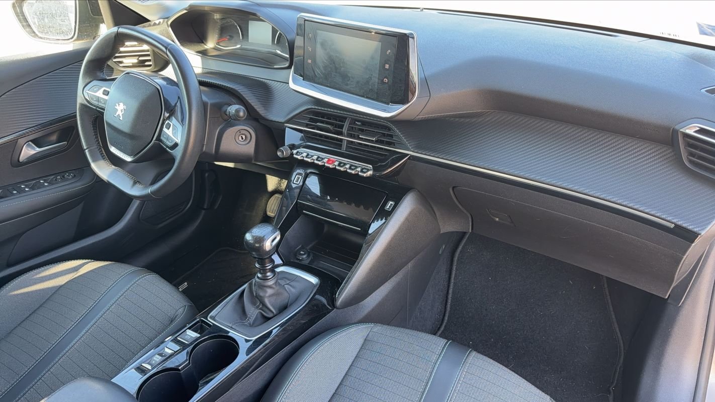 Peugeot 208 - Photo 10