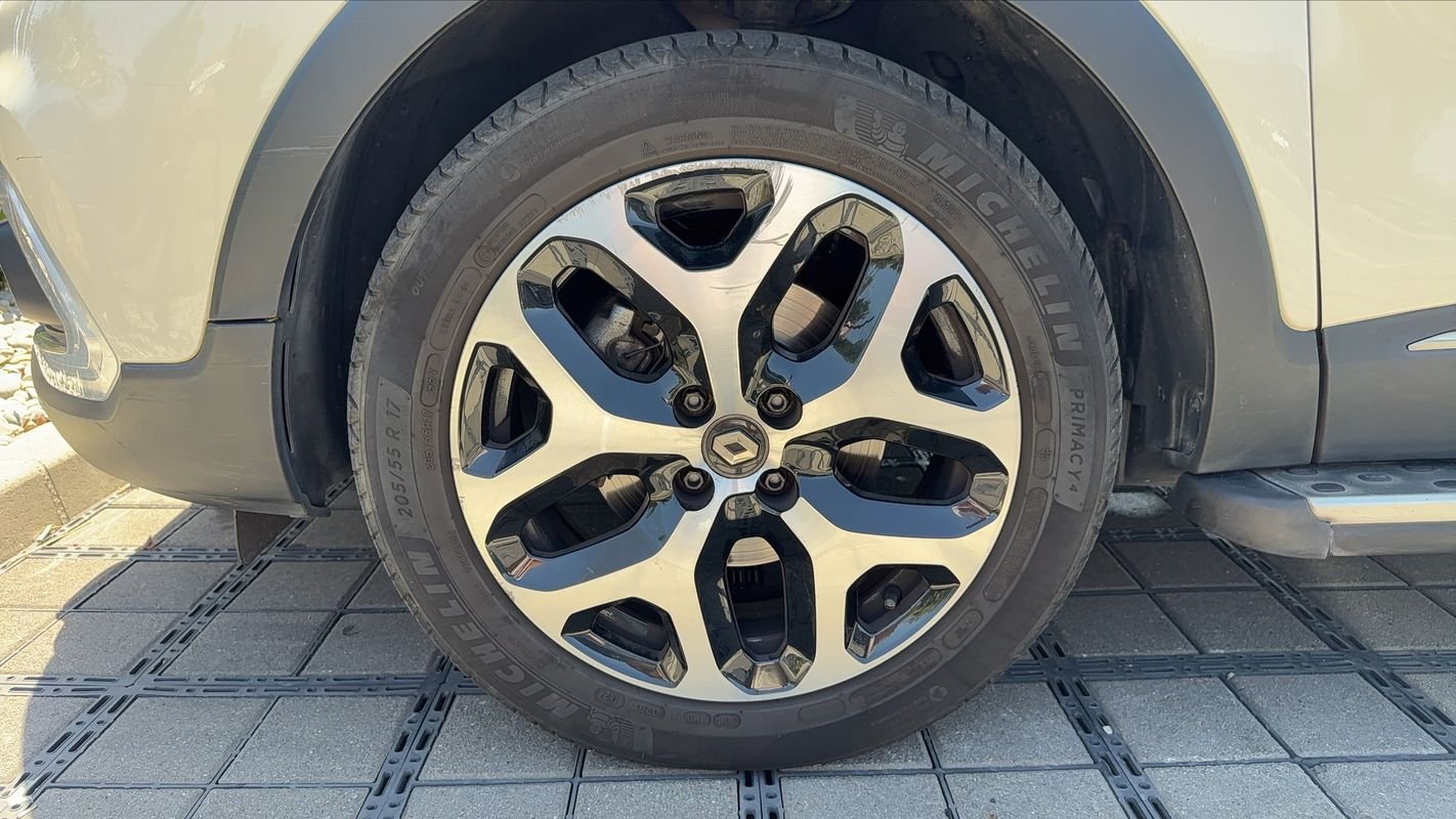 Renault Captur - Photo 18