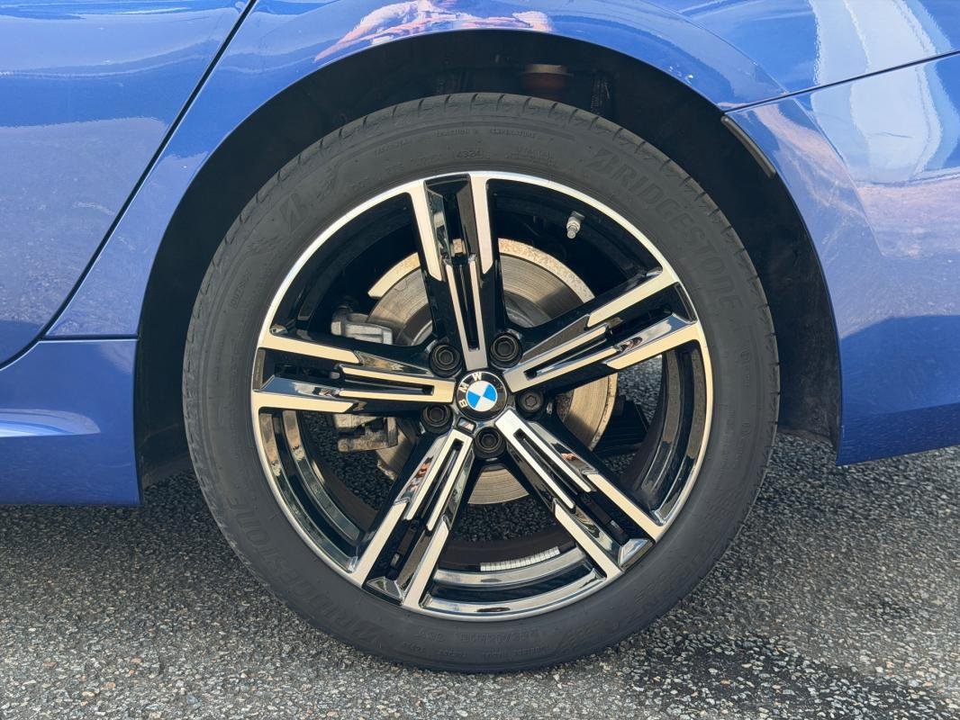 BMW Série 3 - Photo 24