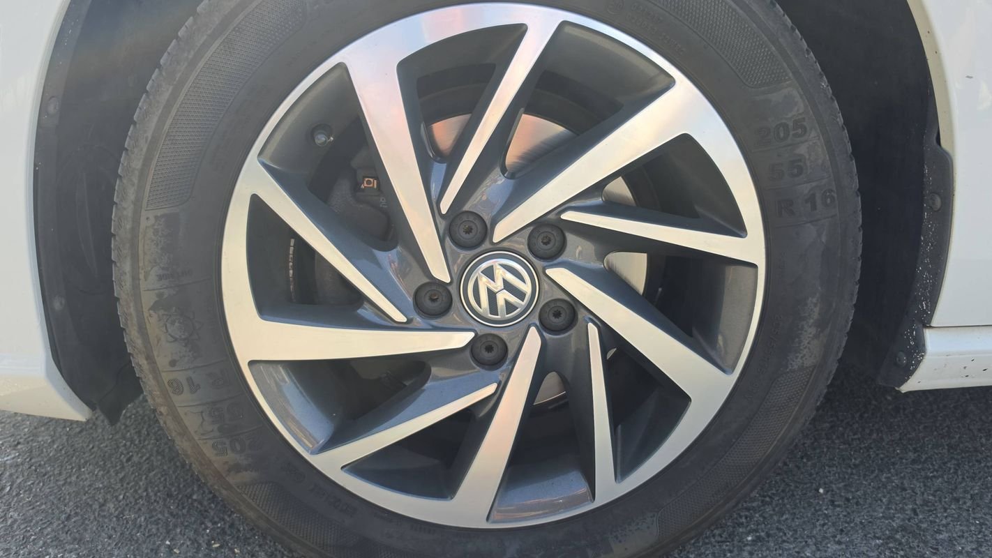 Volkswagen Golf - Photo 18