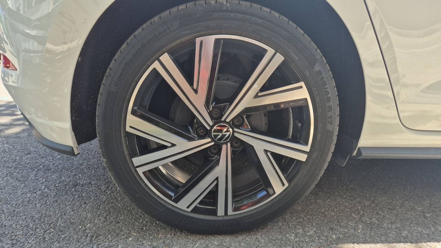 Volkswagen Polo - Photo 16