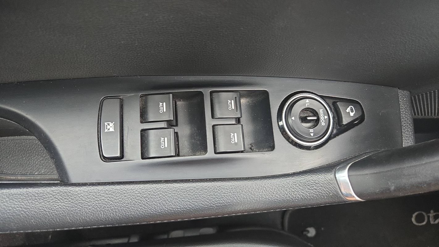 Hyundai i40 - Photo 23
