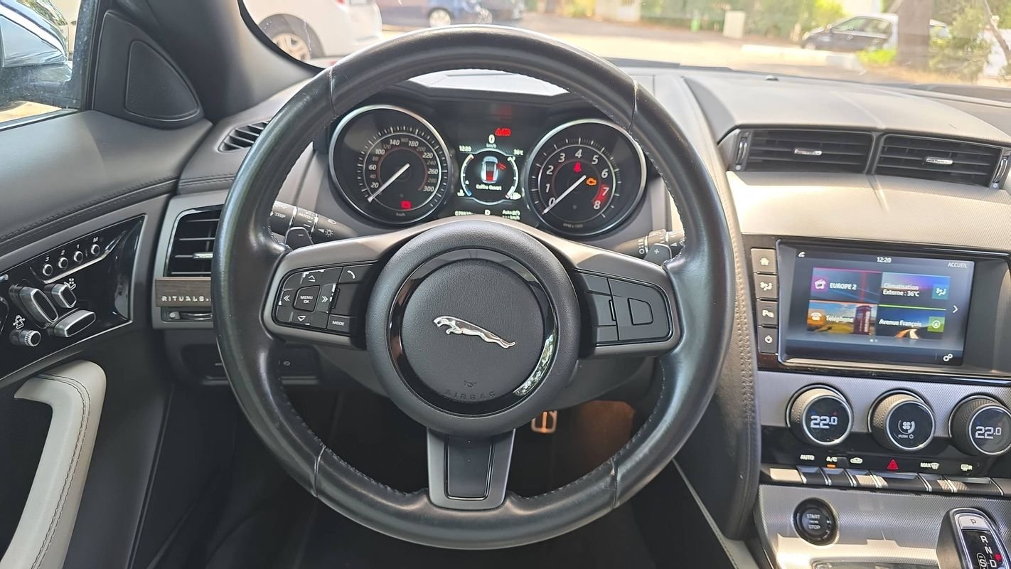 Jaguar F-Type - Photo 24