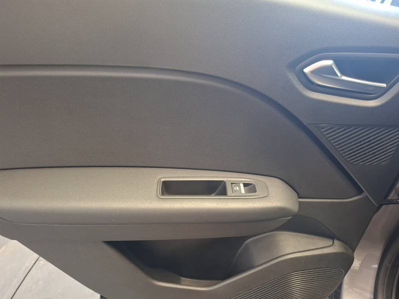 Renault Captur - Photo 17