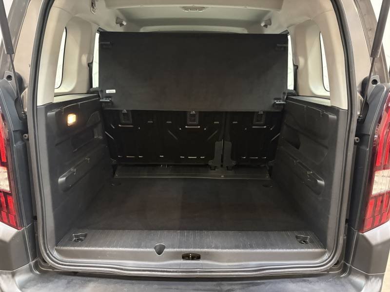 Peugeot Rifter - Photo 22