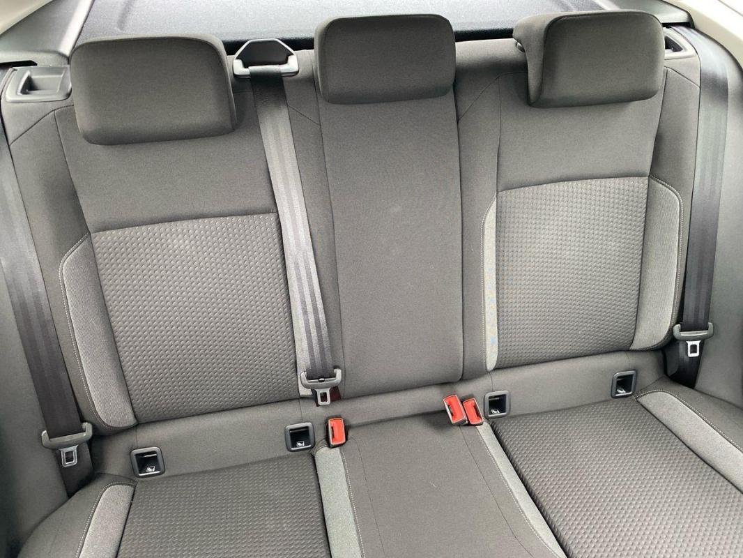 Volkswagen Taigo - Photo 22