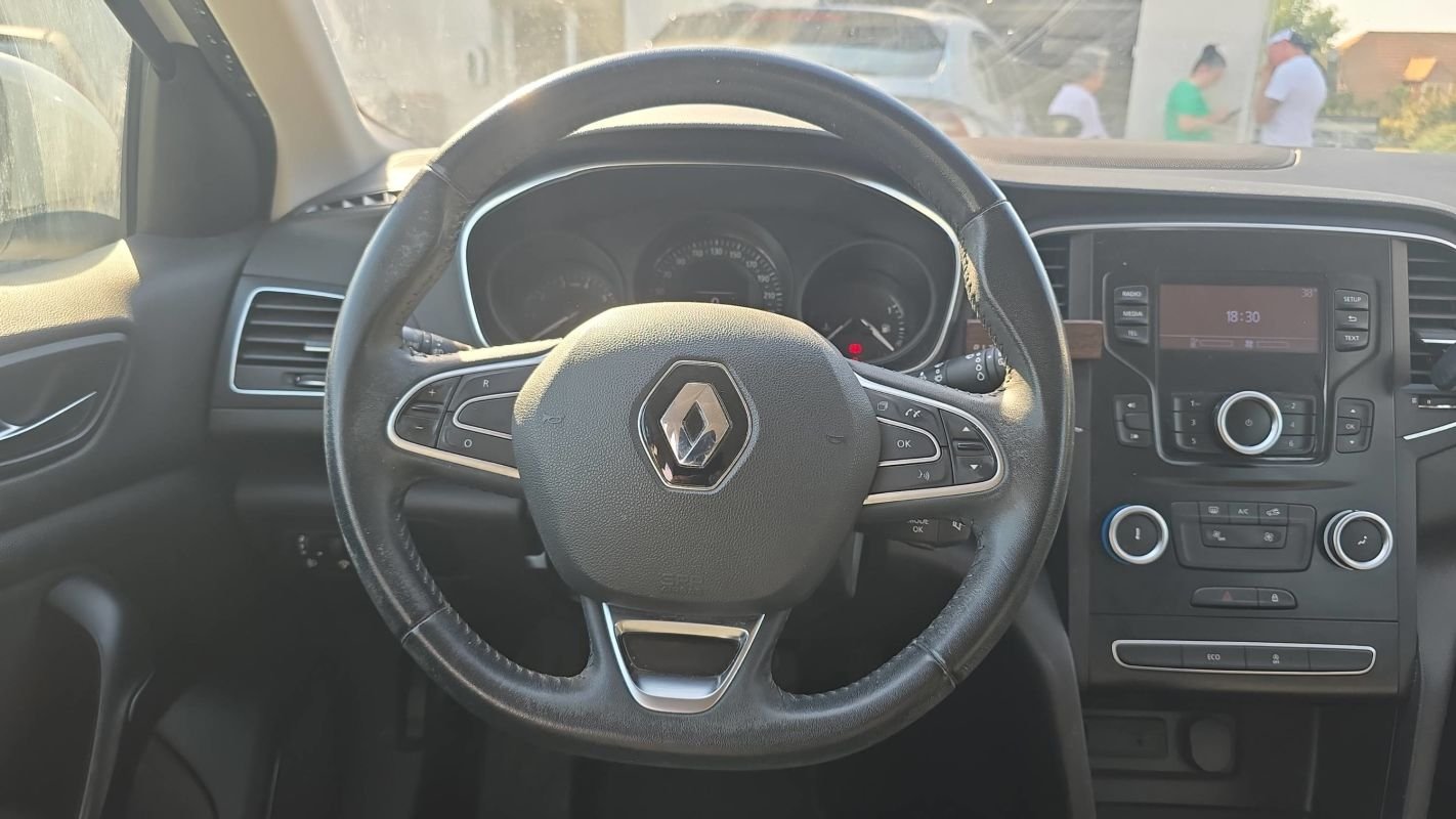 Renault Mégane - Photo 22