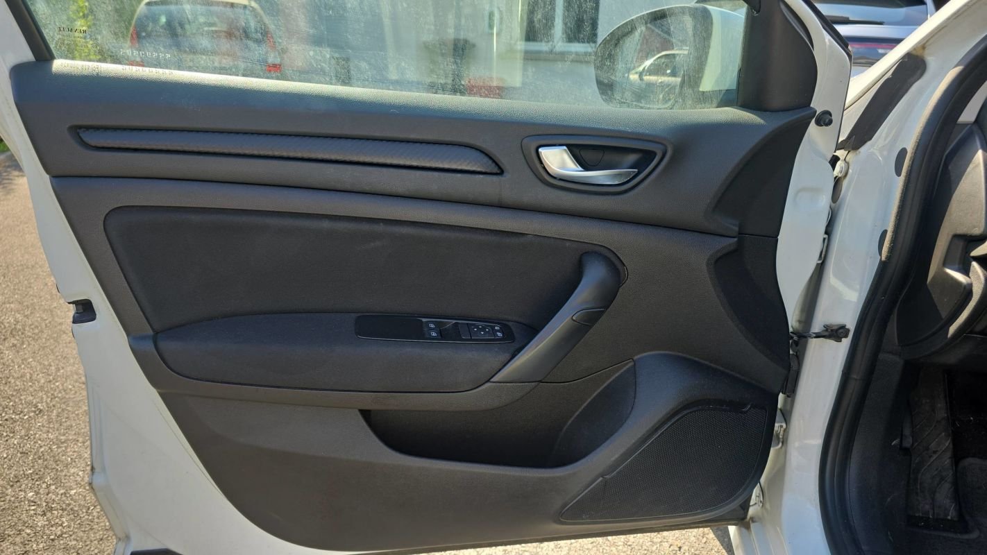 Renault Mégane - Photo 7