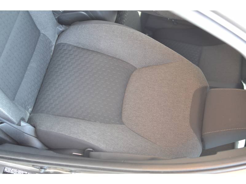 Toyota Yaris - Photo 24
