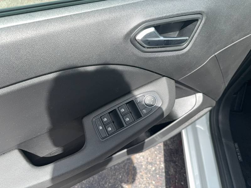 Renault Clio - Photo 16