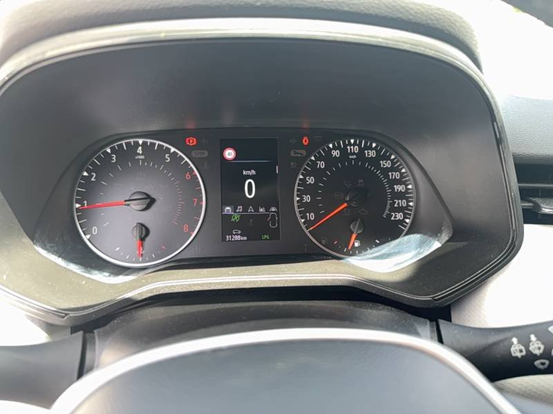 Renault Clio - Photo 23